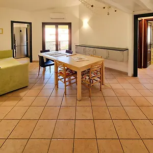 Appartamento - Residenza Aldo Moro 02, La Maddalena (Sassari)