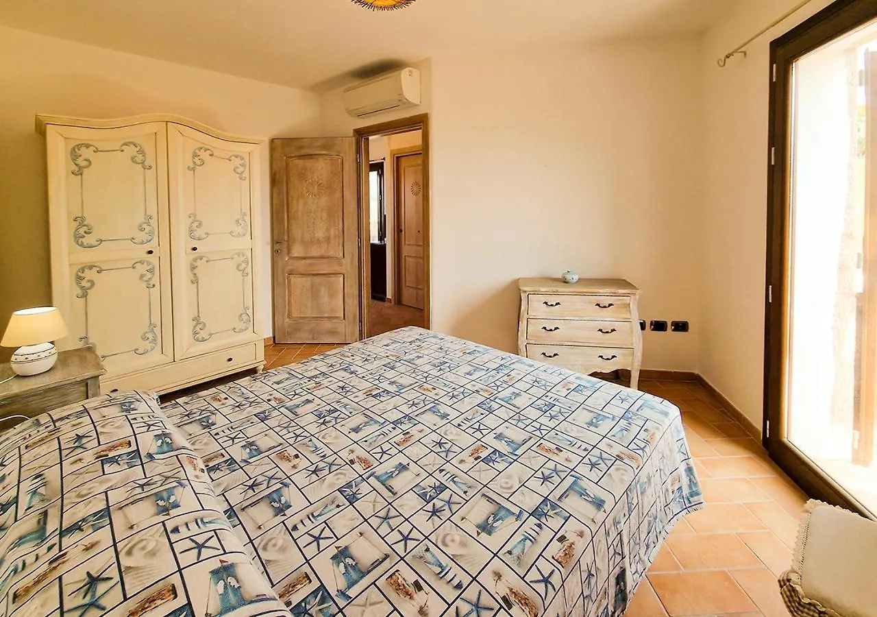Appartamento Murphy Holiday Home - Residenza Barrettini La Maddalena  Italia